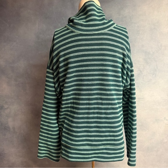 Talbots sweater - Picture 2 of 3